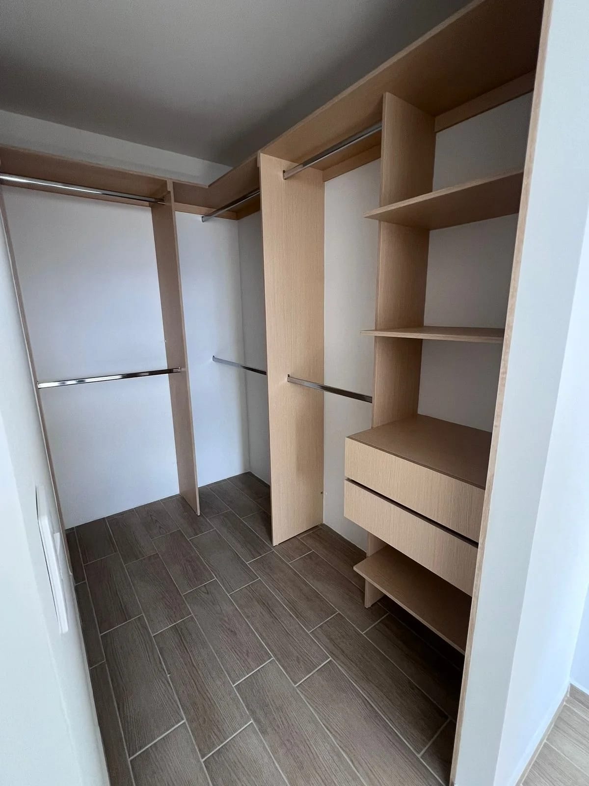 VENTA/RENTA APARTAMENTO ZONA 12 — foto 4 de 9