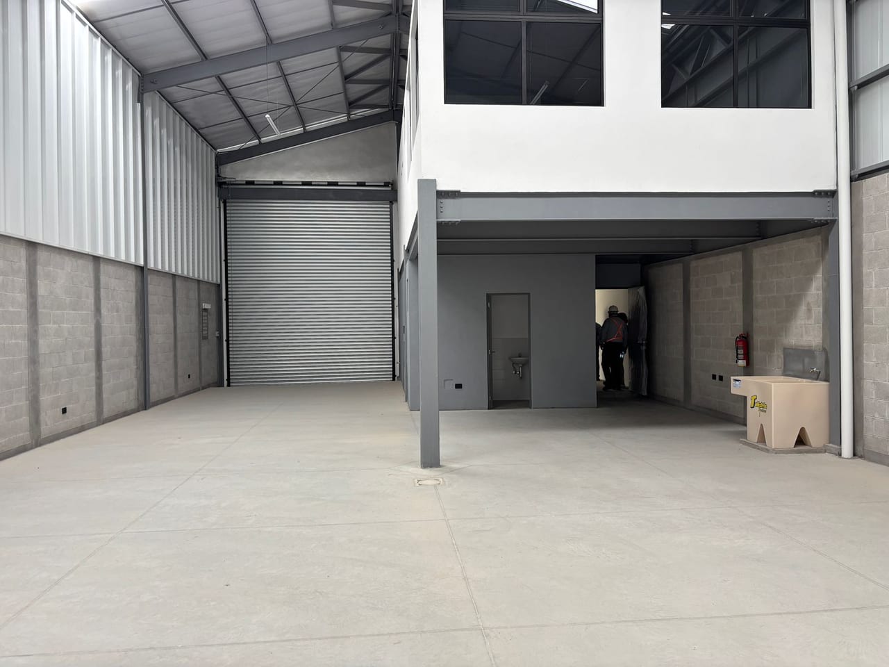 Ofibodega A en Renta desde 468.60 m² cerca de la Vas — foto 7 de 10