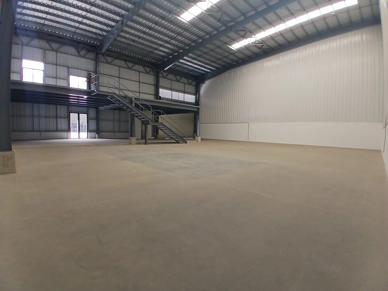 RENTA: Bodega Industrial – Complejo GAMMA — foto 4 de 9
