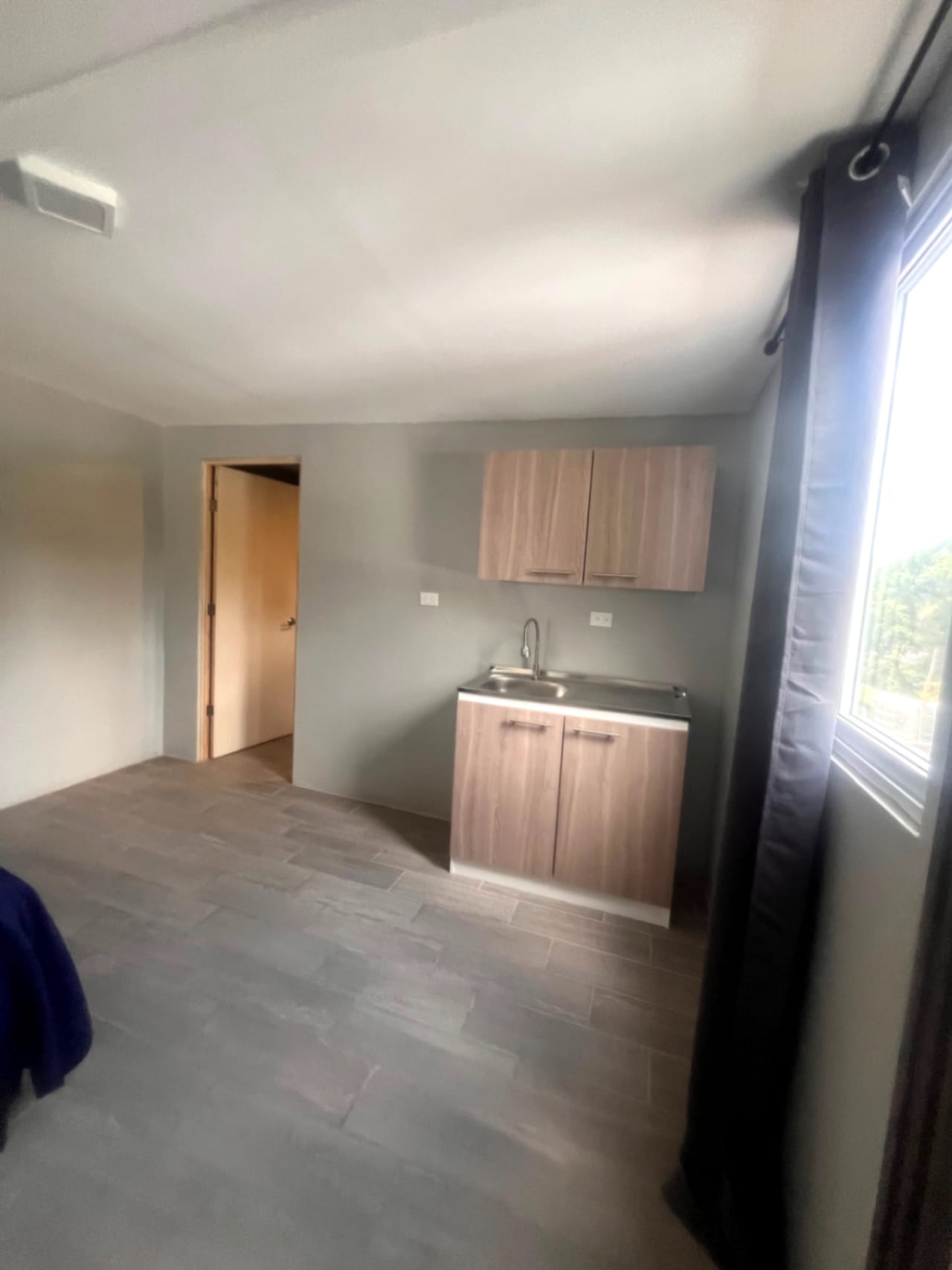 Apartamento Amueblado en Renta | Santander Zona 10 — foto 3 de 13