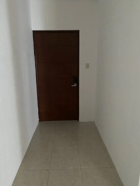 Venta / Alquiler Oficina Zona Pradera Zona 10 — foto 4 de 9