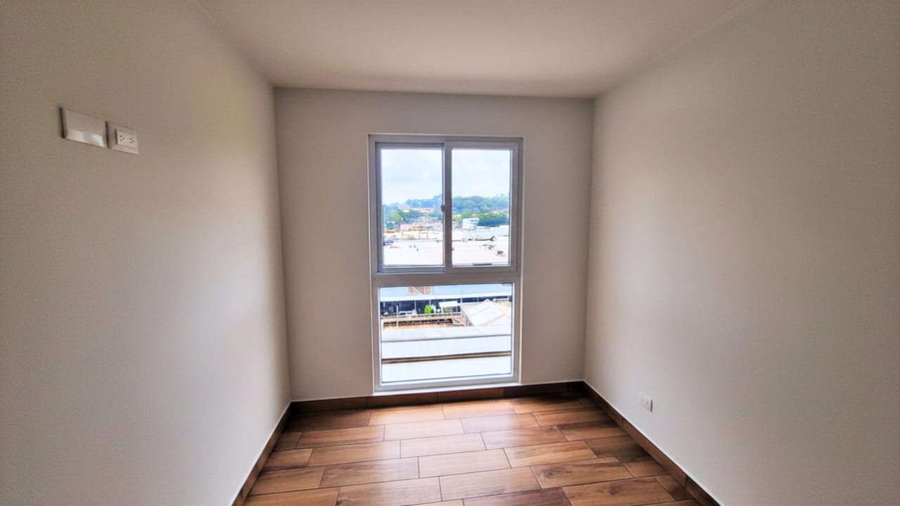 Apartamento en venta en zona 17, Lares 17. — foto 8 de 15