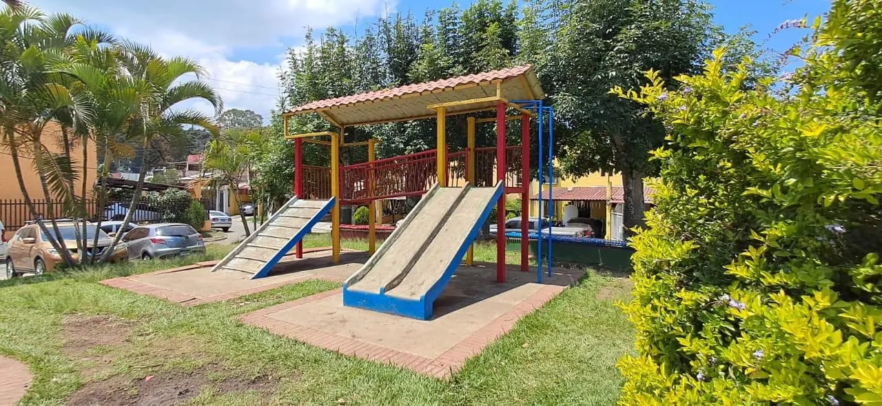 Casa en Venta en Condominio Villa Romana, zona 10 de Villa Nueva, Guatemala — foto 11 de 13