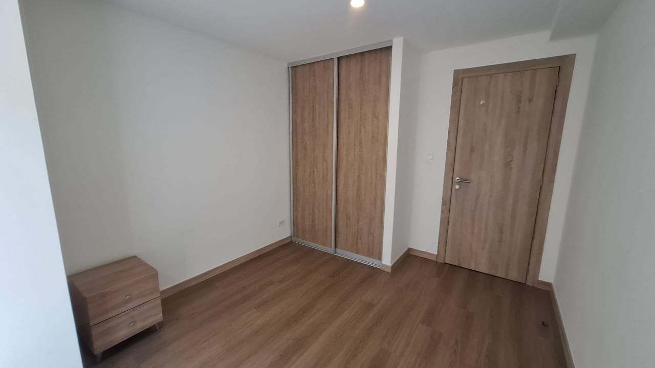 Apartamento en renta en zona 4, amueblado — foto 11 de 15