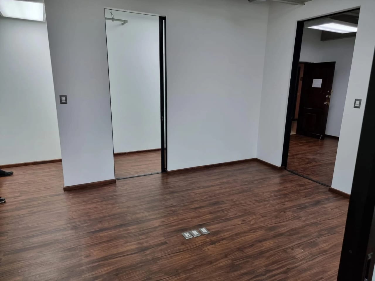 Venta de Oficina en Avenida Reforma (zona 9) — foto 6 de 14