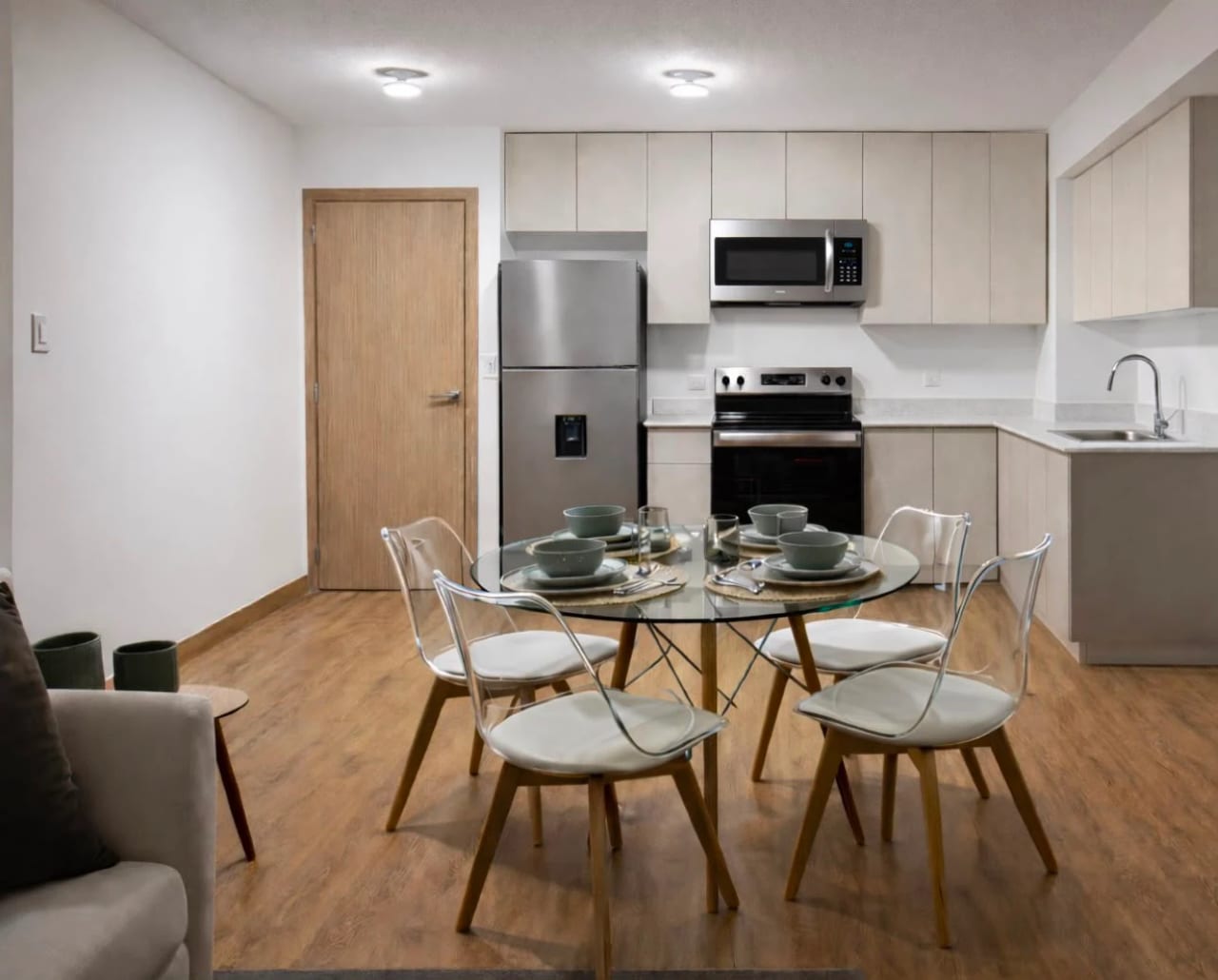 Apartamento completo y amueblado, zona 2. — foto 3 de 9