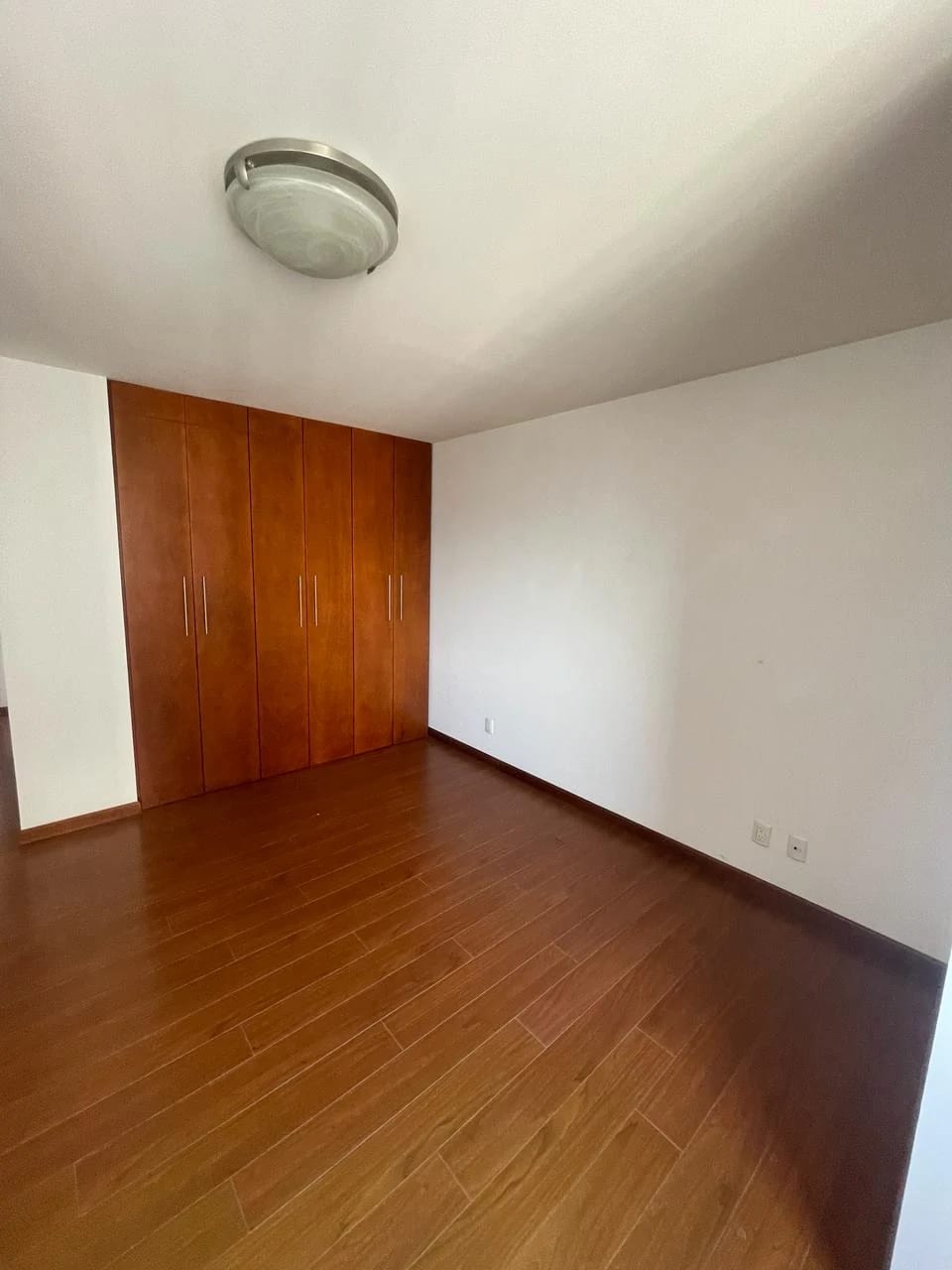 Apartamento en Renta en Botticelli, Zona 15 – 3 Dormitorios — foto 7 de 17