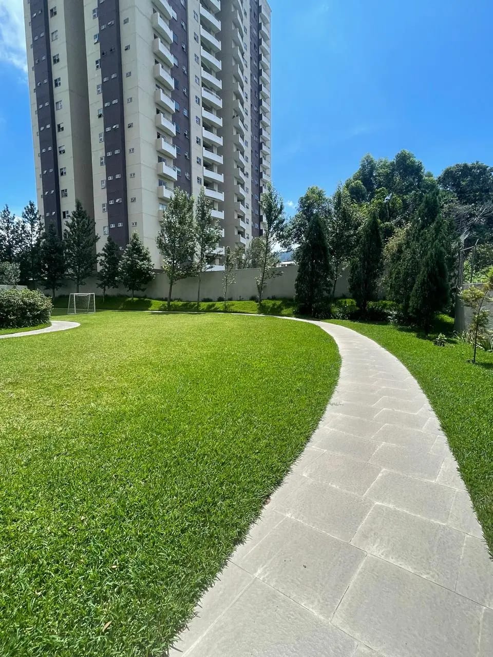 Apartamento en Renta en Botticelli, Zona 15 – 3 Dormitorios — foto 1 de 17
