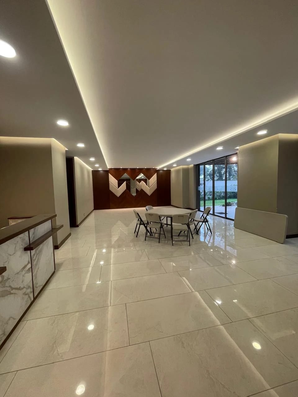 Apartamento en Renta en Botticelli, Zona 15 – 3 Dormitorios — foto 15 de 17