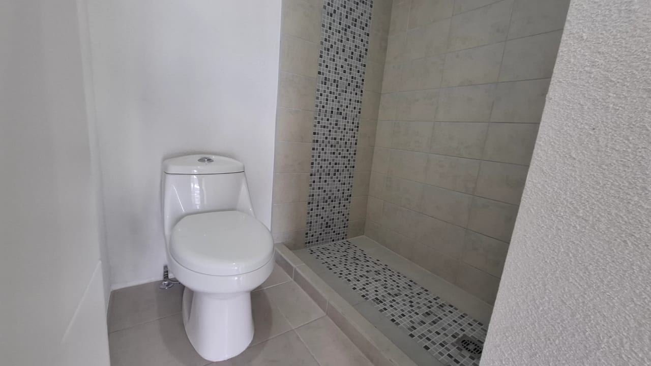 Apartamento en renta en zona 6, nivel alto — foto 8 de 16