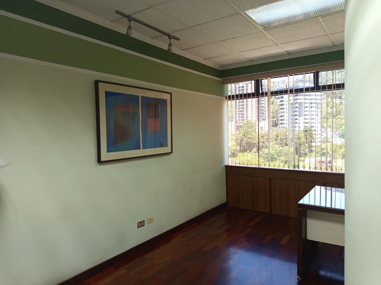 Clínica/Oficina en Multimédica en renta zona 15 — foto 4 de 6