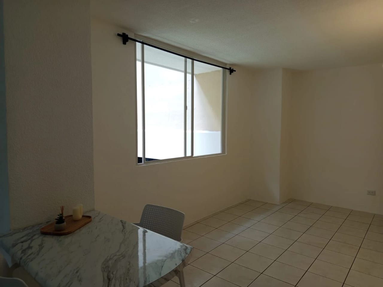Apartamento en Renta y Venta en zona 16 Colonia La Montaña — foto 5 de 14