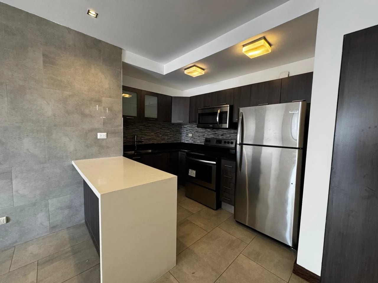 Apartamento en Venta – Torre NEO, Zona 10 — foto 2 de 16