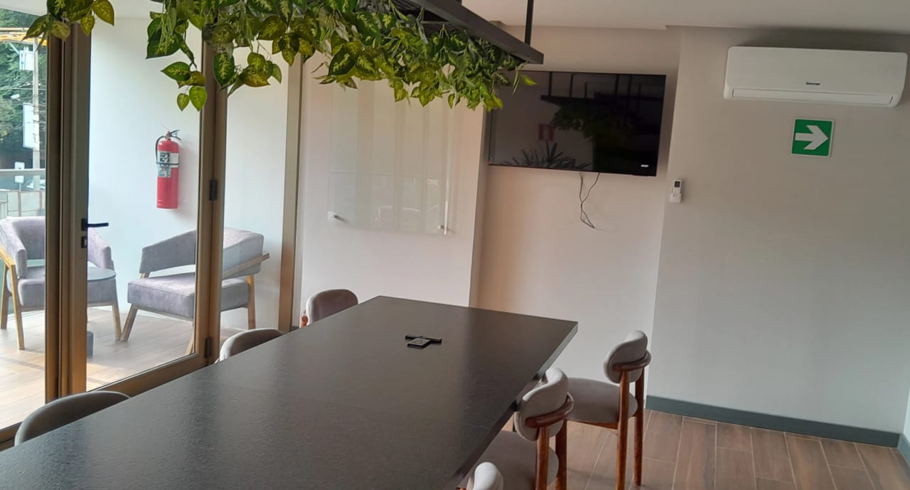 Apartamento en Renta Edificio ATARAH Zona 10 — foto 8 de 17