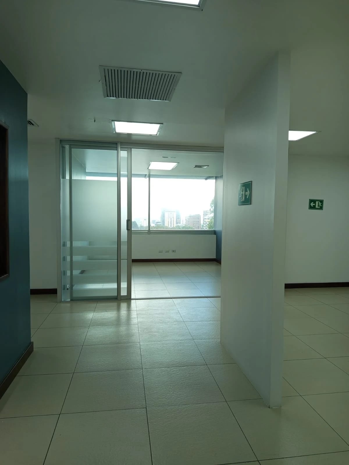 Se Renta Oficina en Edificio Avante Zona 15 — foto 7 de 17