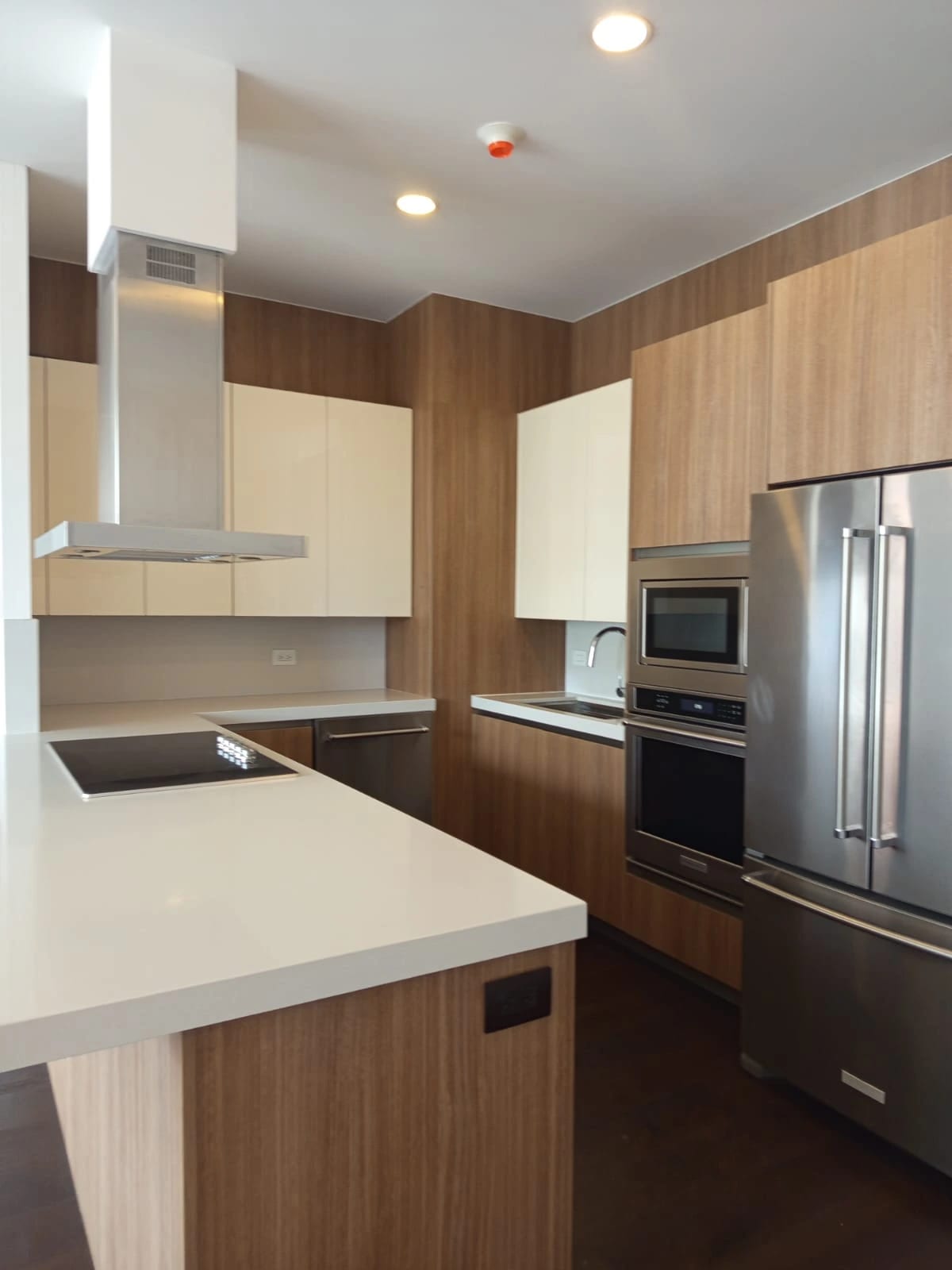 Apartamento en Renta y Venta en Zona 14 Dos Habitaciones — foto 15 de 17