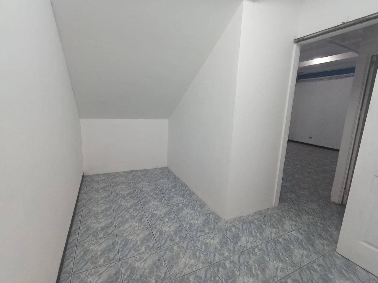 Renta de ofibodega en Villa Nueva — foto 6 de 15