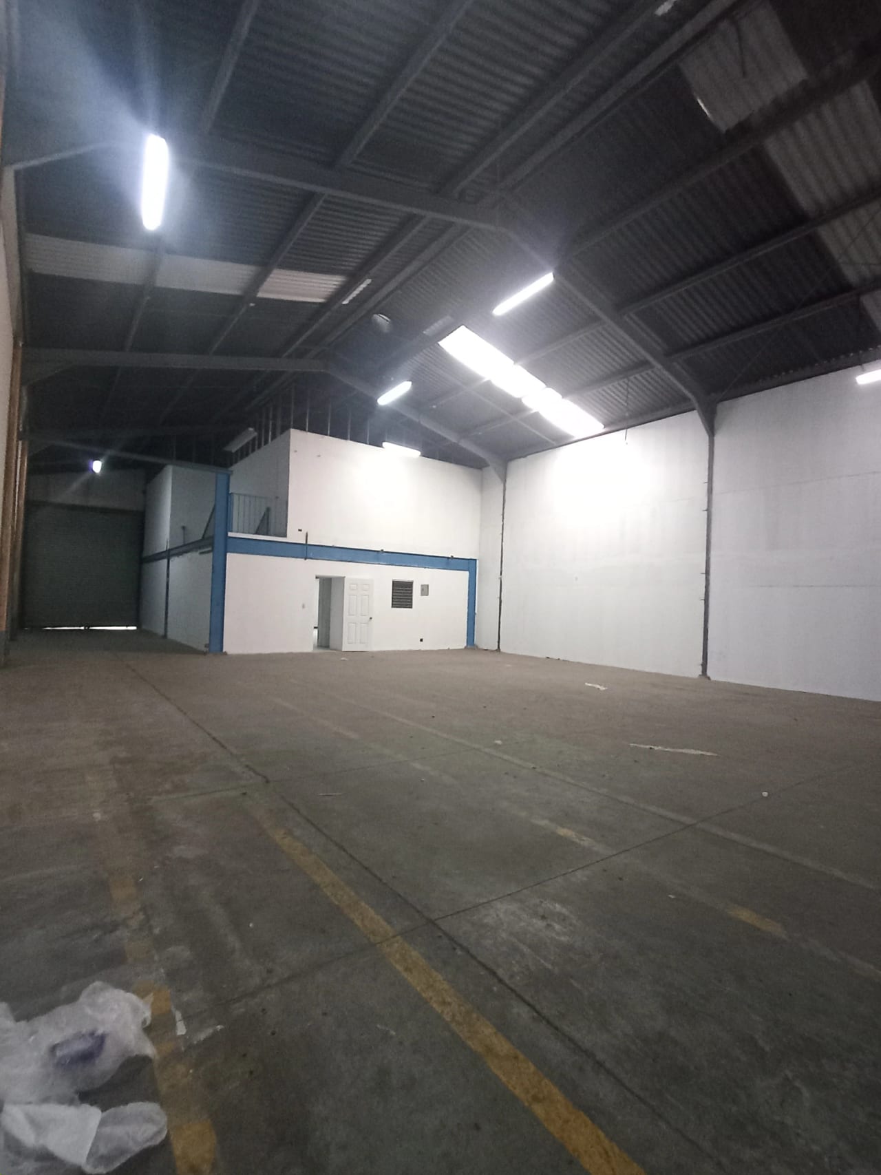 Renta de ofibodega en Villa Nueva — foto 15 de 15