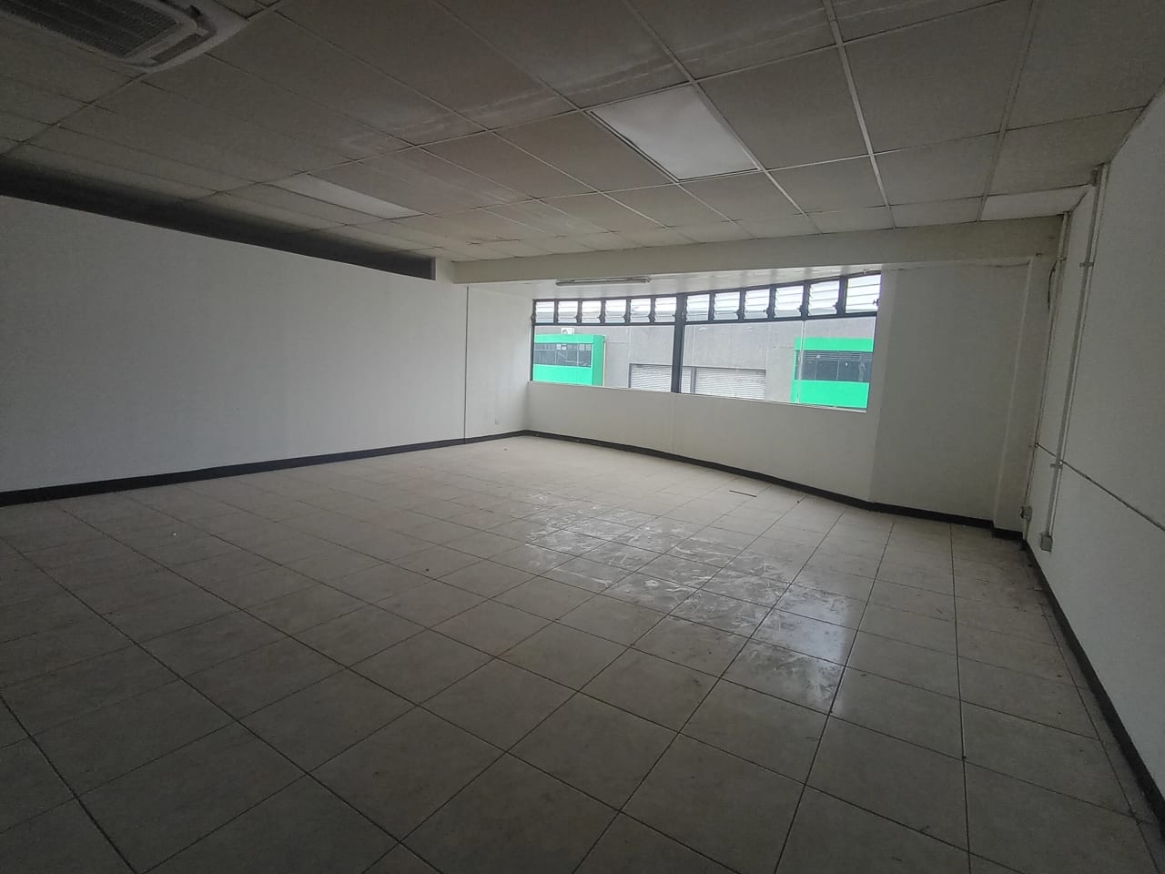 Ofibodega en renta en Villa Nueva — foto 7 de 10
