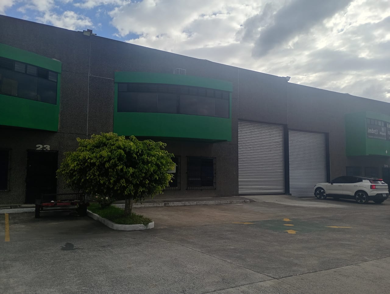 Ofibodega en renta en Villa Nueva — foto 1 de 10