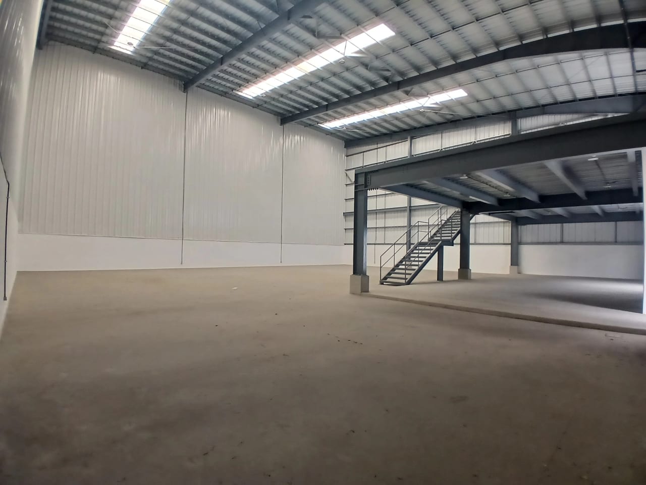 Bodega en venta en Amatitlán — foto 2 de 8