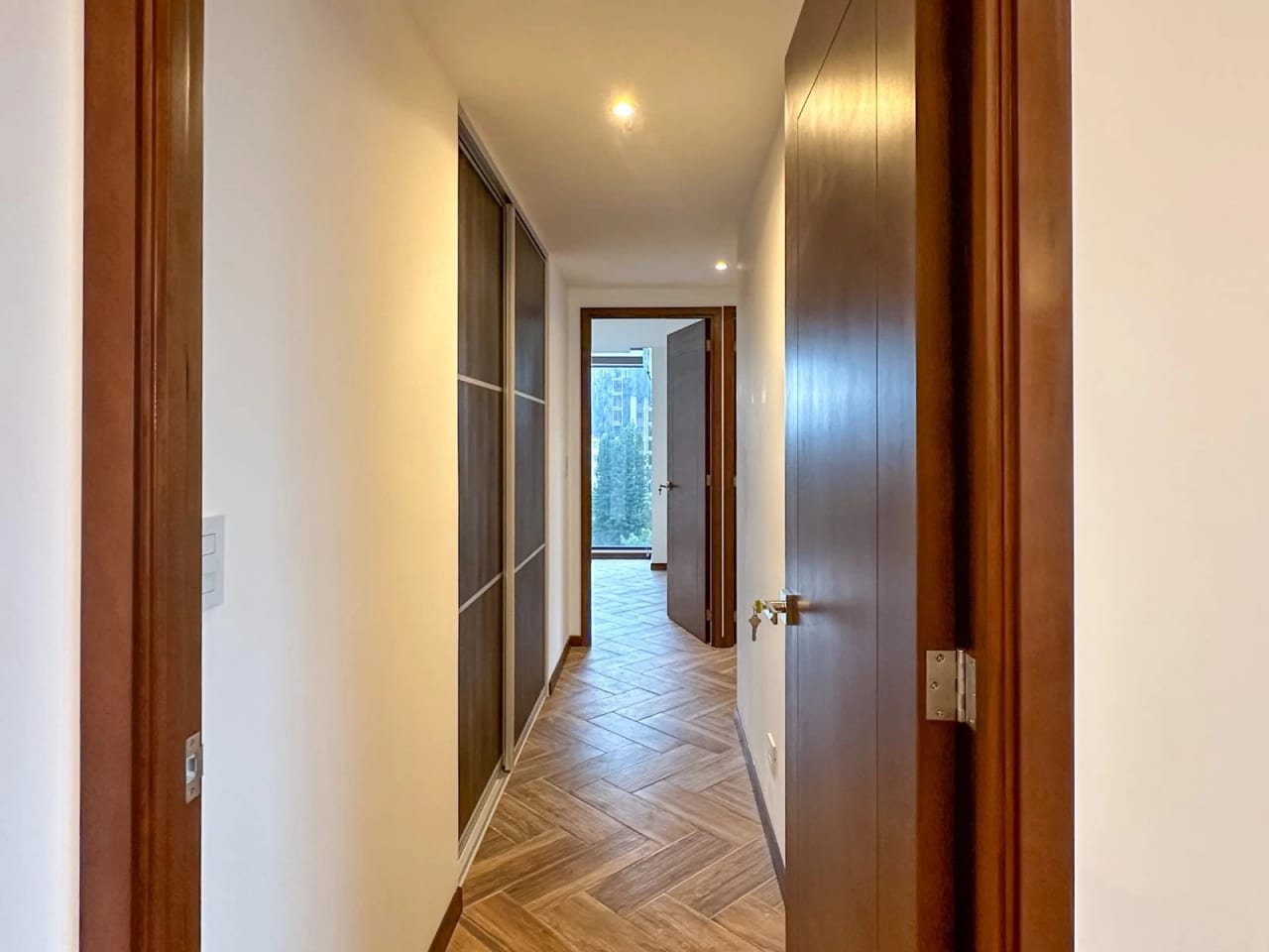 APARTAMENTO EN VENTA Edificio Naori Zona 10 — foto 9 de 15