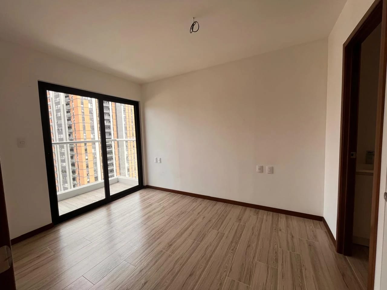 Apartamento de 2 habitaciones en Venta en Zona 10 — foto 6 de 7