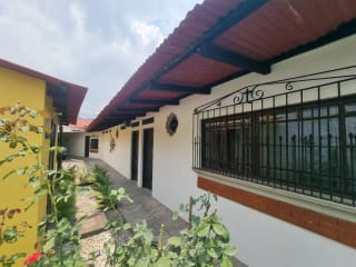 Casa en Renta Antigua Guatemala — miniatura 3 de 17