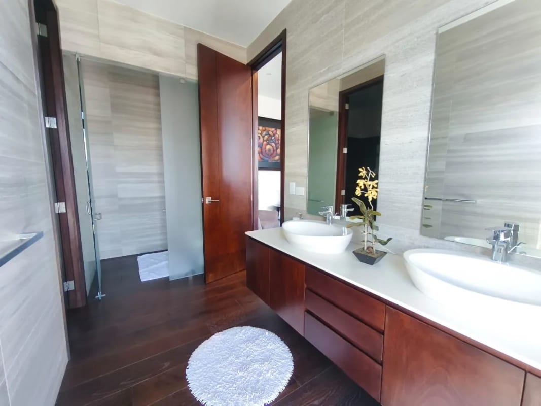 Apartamento Amueblado en Renta con opción a Venta Zona 14 — foto 14 de 17