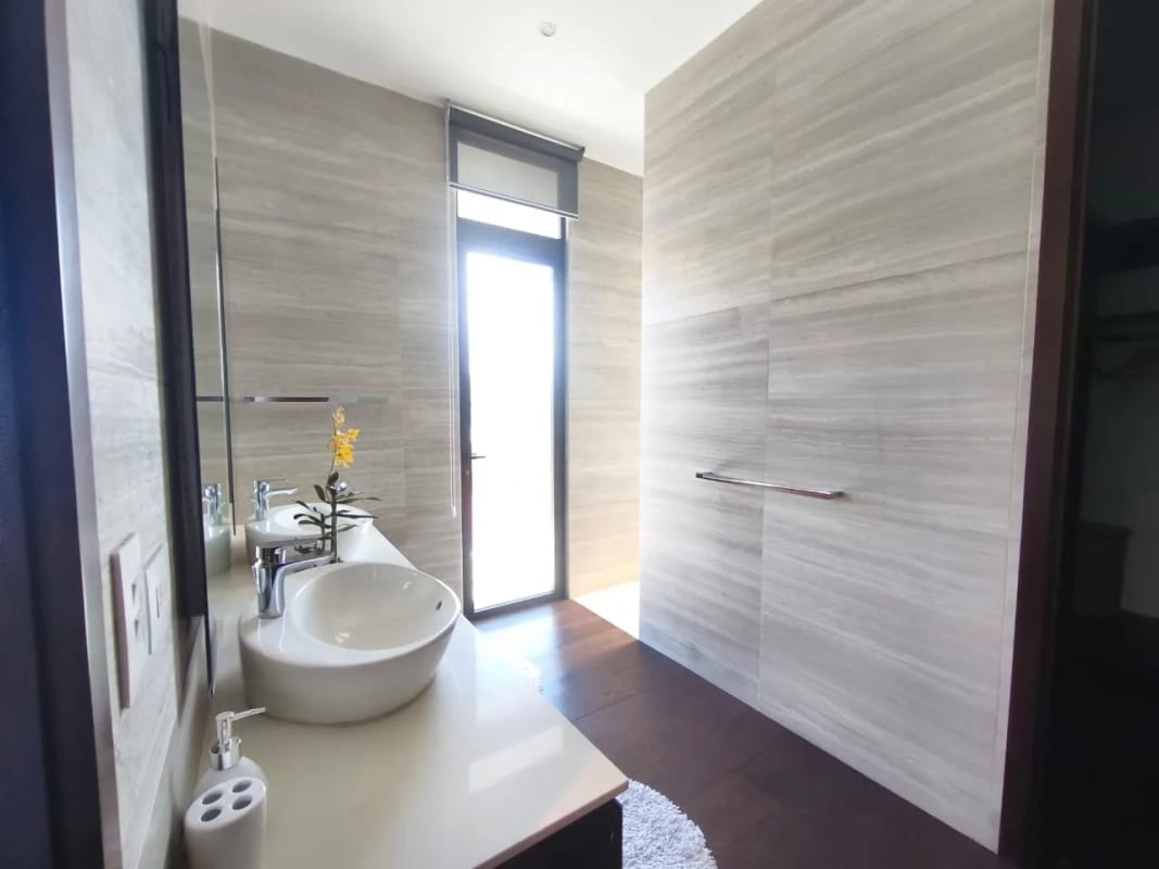 Apartamento Amueblado en Renta con opción a Venta Zona 14 — foto 12 de 17