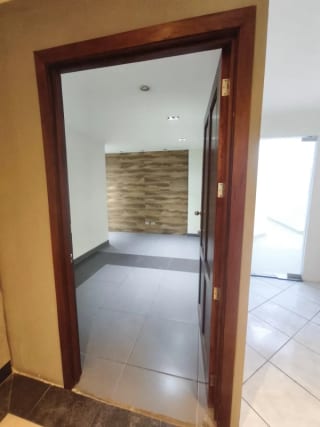 Oficina en Renta zona 14 — miniatura 2 de 16