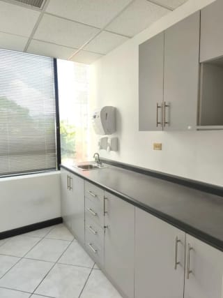 Oficina en Renta zona 14 — miniatura 5 de 11