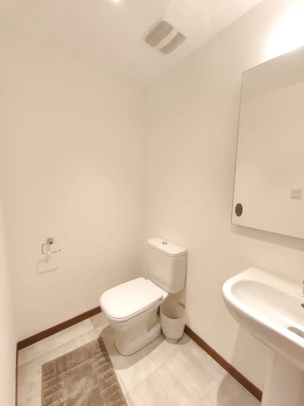 Apartamento Amueblado en Renta - Zona 10 (Opción a Venta) — foto 15 de 17