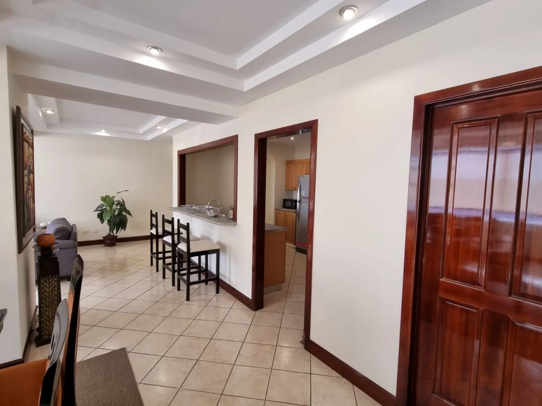 Apartamento Amueblado en Renta o Venta Zona 10 — foto 17 de 17