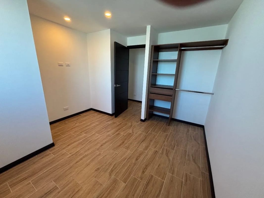 Apartamento en Renta en Essenza, zona 13, Guatemala — foto 7 de 13