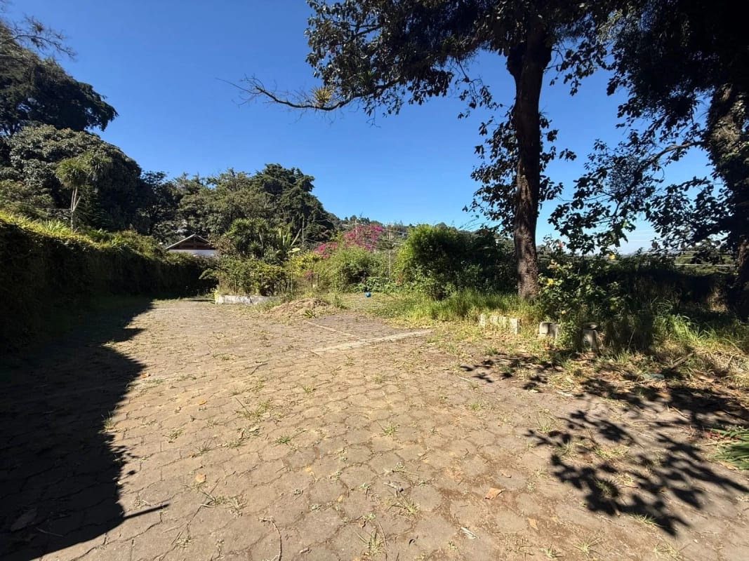 Terreno para remodelar en Santa Lucia Milpas Altas — foto 7 de 16