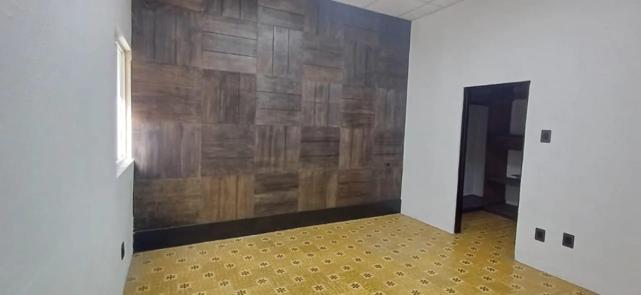 Se renta casa en zona 10 — foto 4 de 16