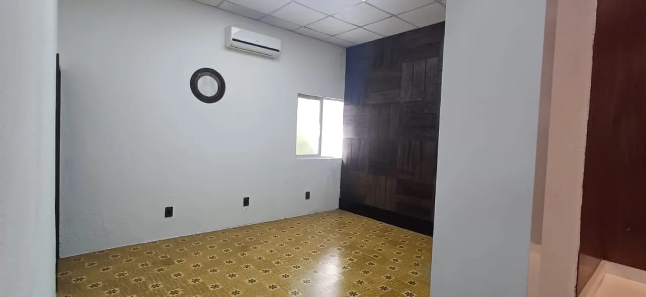 Se renta casa en zona 10 — foto 3 de 16