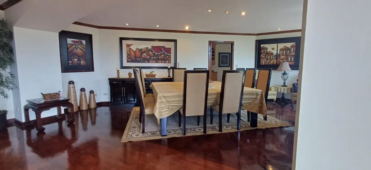 Se renta apartamento en zona 14 amueblado con opción de venta — foto 17 de 17