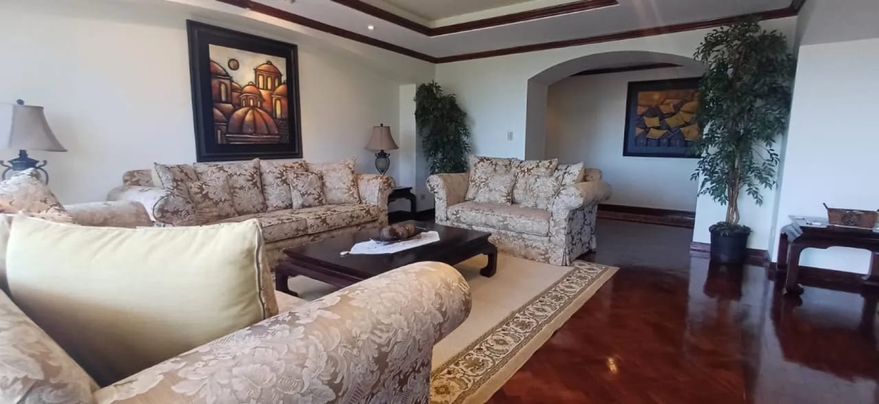 Se renta apartamento en zona 14 amueblado con opción de venta — foto 16 de 17