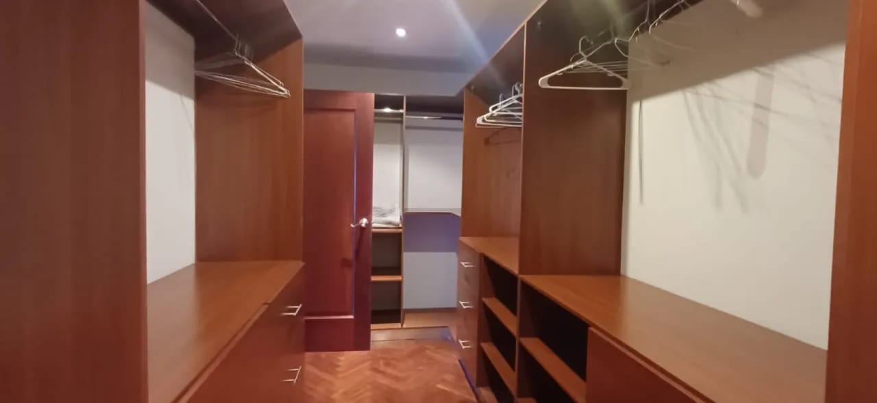 Se renta apartamento en zona 14 amueblado con opción de venta — foto 12 de 17