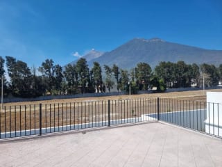 Casa en Venta en San Migue Dueñas — miniatura 1 de 11