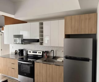 Apartamento en renta zona 13 — miniatura 1 de 14