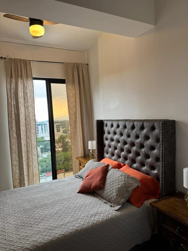 Apartamento en renta zona 13 — foto 10 de 14