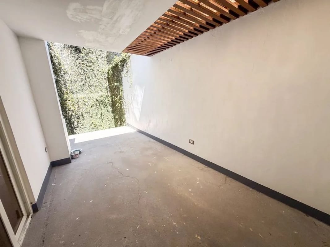 CASA EN VENTA ó RENTA EXPLANADA CAYALA Z.16 GUATEMALA — foto 4 de 17